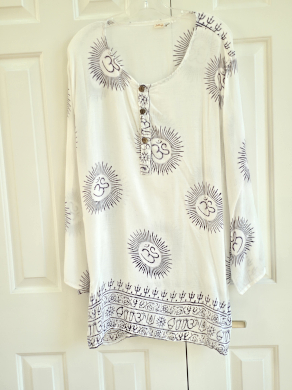 Women’s White Printed Midi Dress with Sunburst Motif